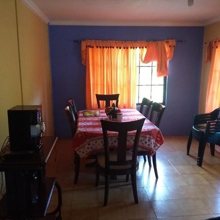 Posada Nativa Miss Casira San Andrés Zewnętrze zdjęcie